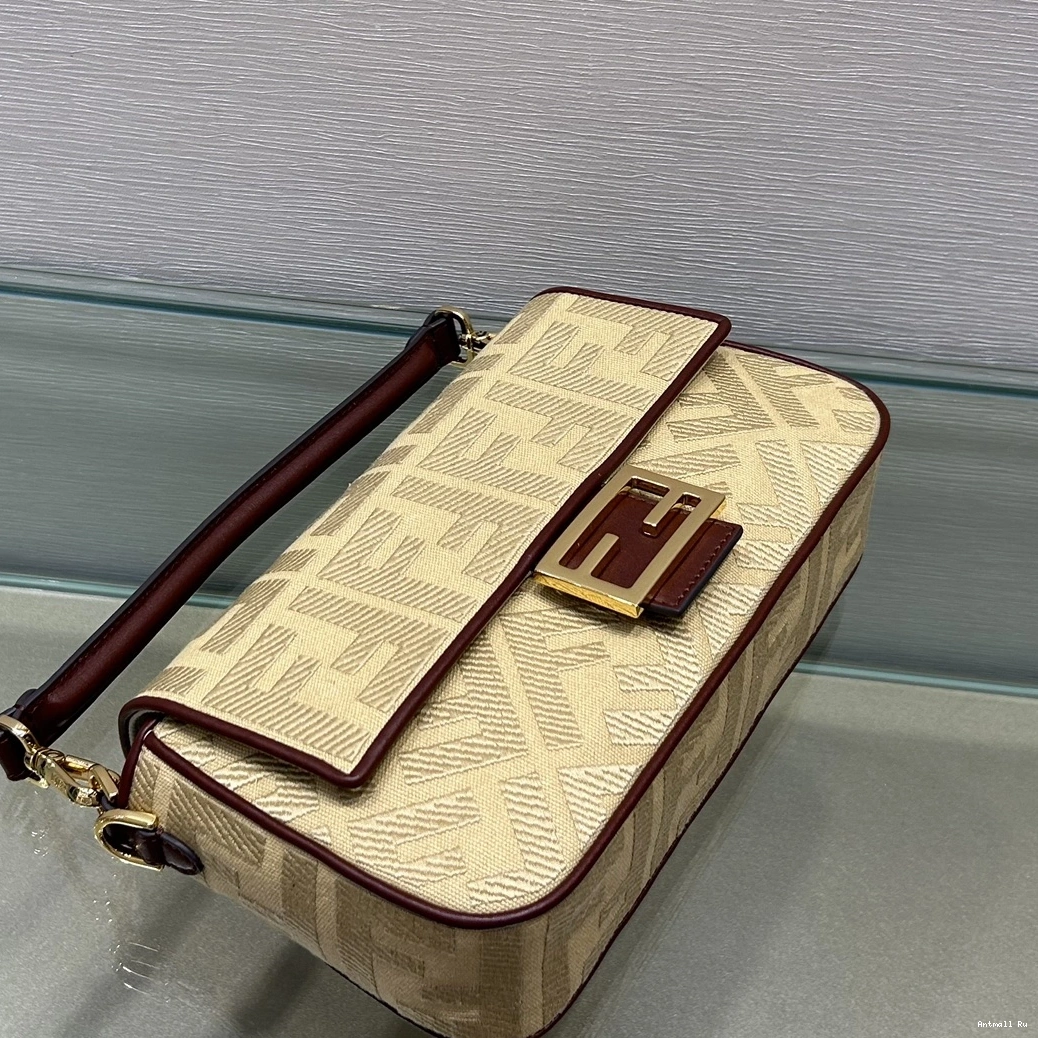 Bags EyeCatching Satchel 69728 Fendi 0712